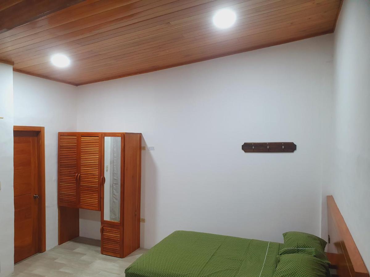 Suite Amoblada En Santa Cruz Puerto Ayora  Exterior foto